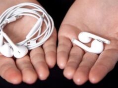 Urgent 24: Experts warn against frequent use of headphones