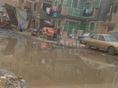 Urgent 24: Sewage overflow floods the streets of Dar Al Salam village in Fayoum.. And the residents: Where are the water company officials?