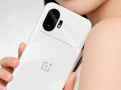 oneplus-15t-leaked-image-kv-q82-w480-h.webp.jpeg